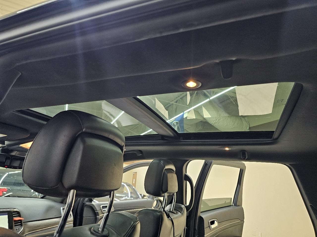 Jeep Grand Cherokee Limited 2WD 2019