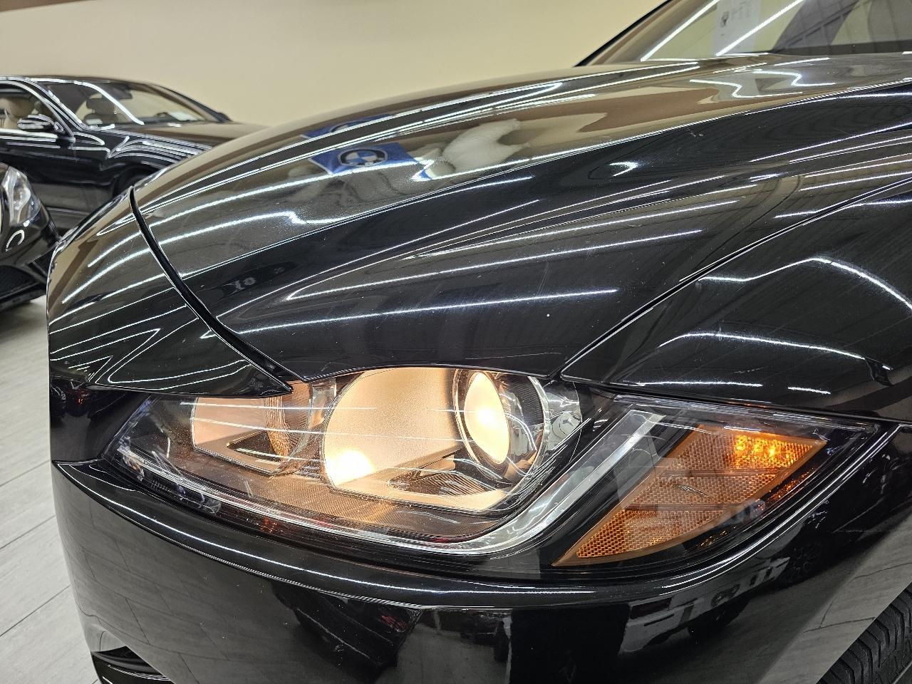 Jaguar F-Pace 25t Premium 2018