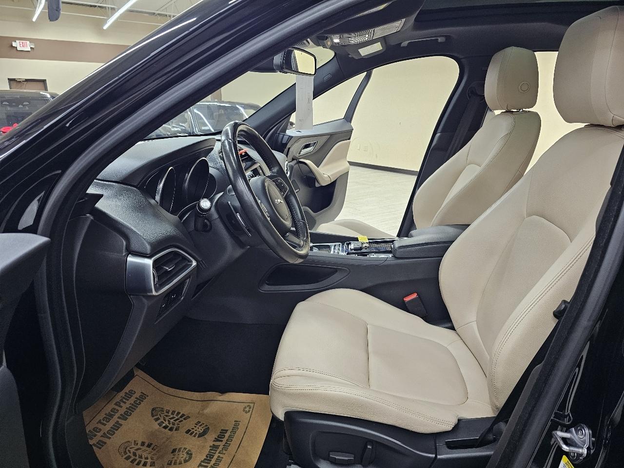 Jaguar F-Pace 25t Premium 2018