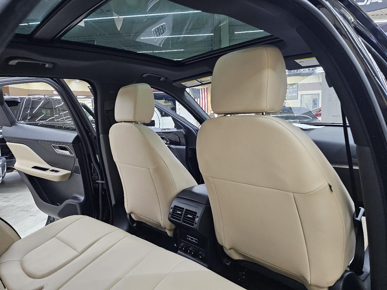 Jaguar F-Pace 25t Premium 2018