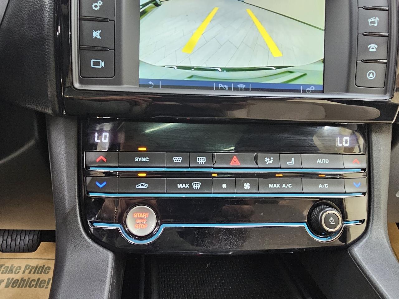 Jaguar F-Pace 25t Premium 2018