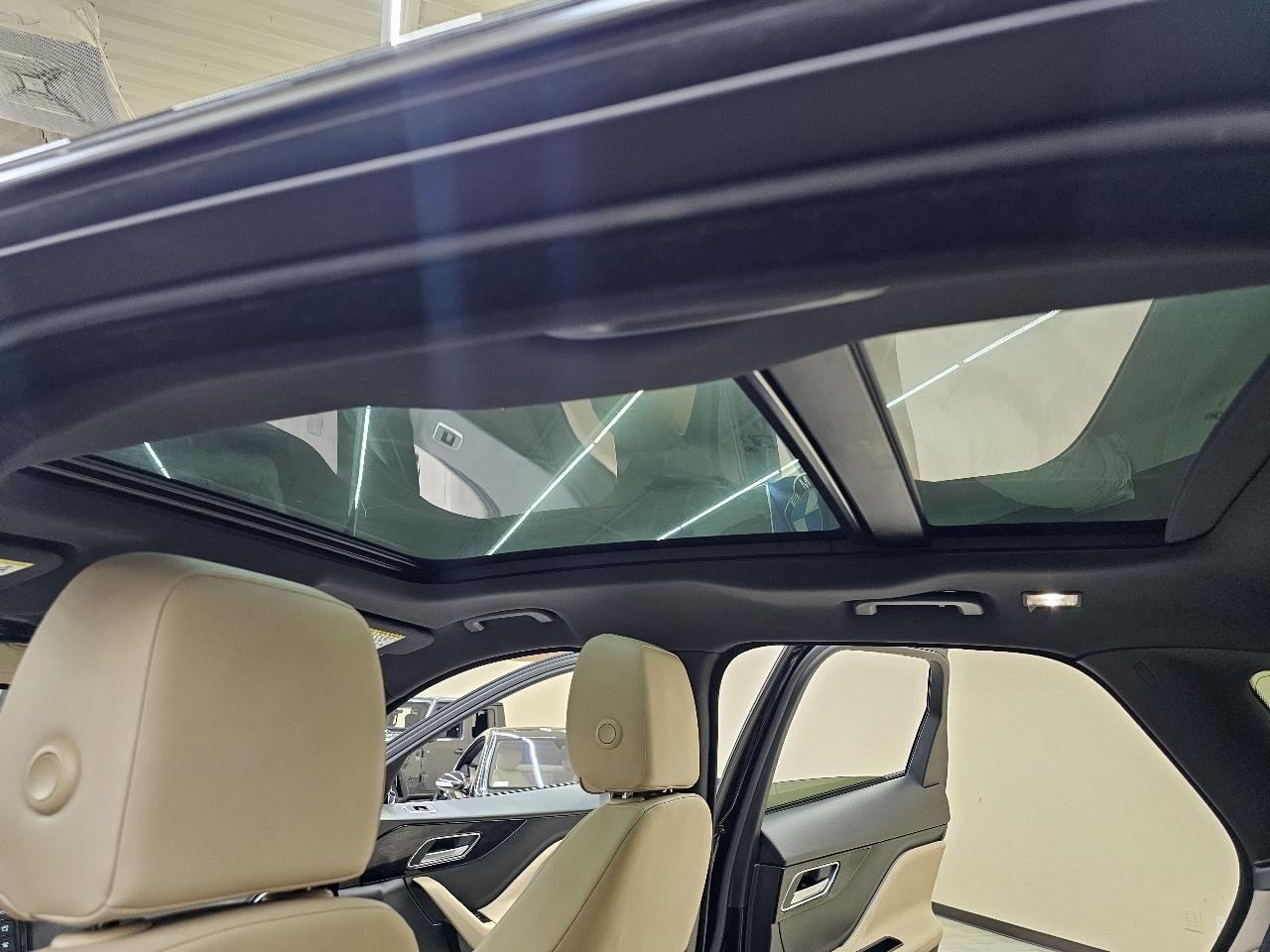 Jaguar F-Pace 25t Premium 2018