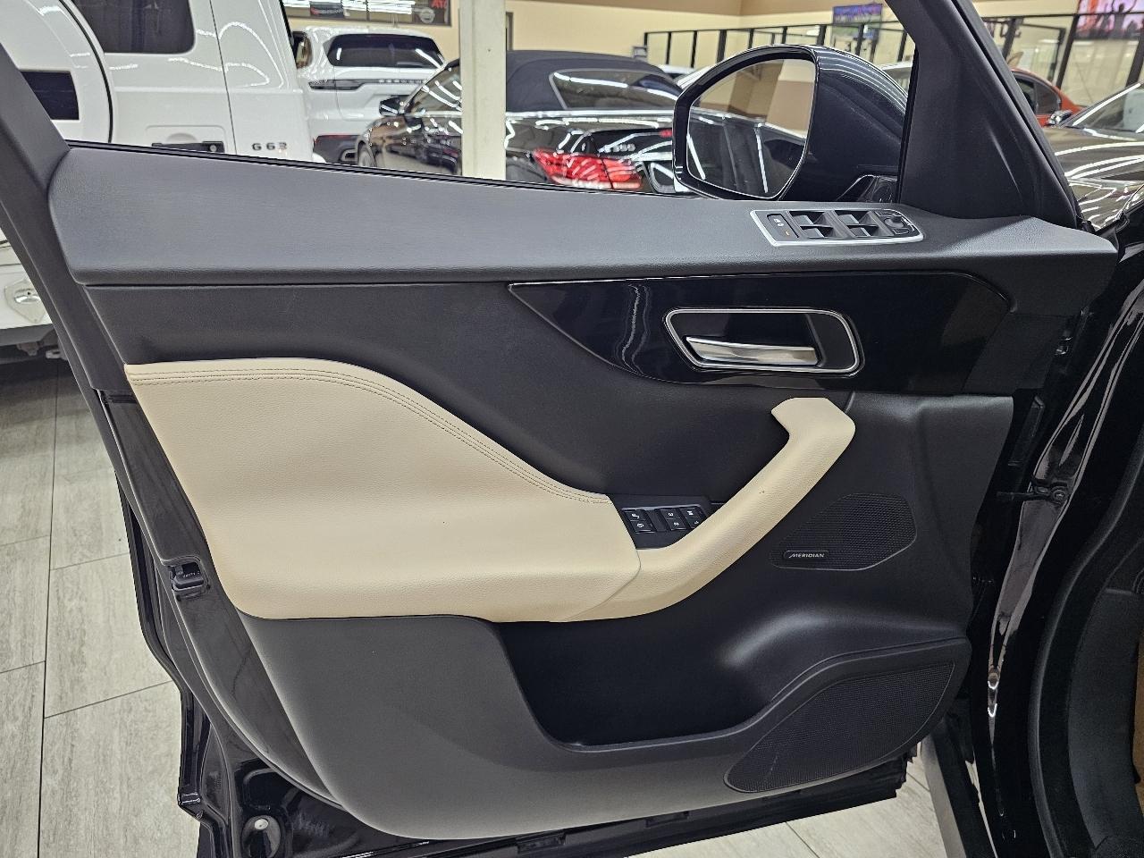 Jaguar F-Pace 25t Premium 2018