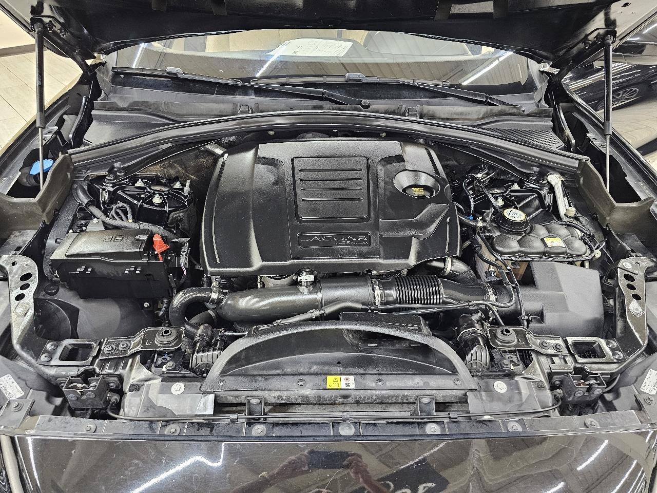 Jaguar F-Pace 25t Premium 2018