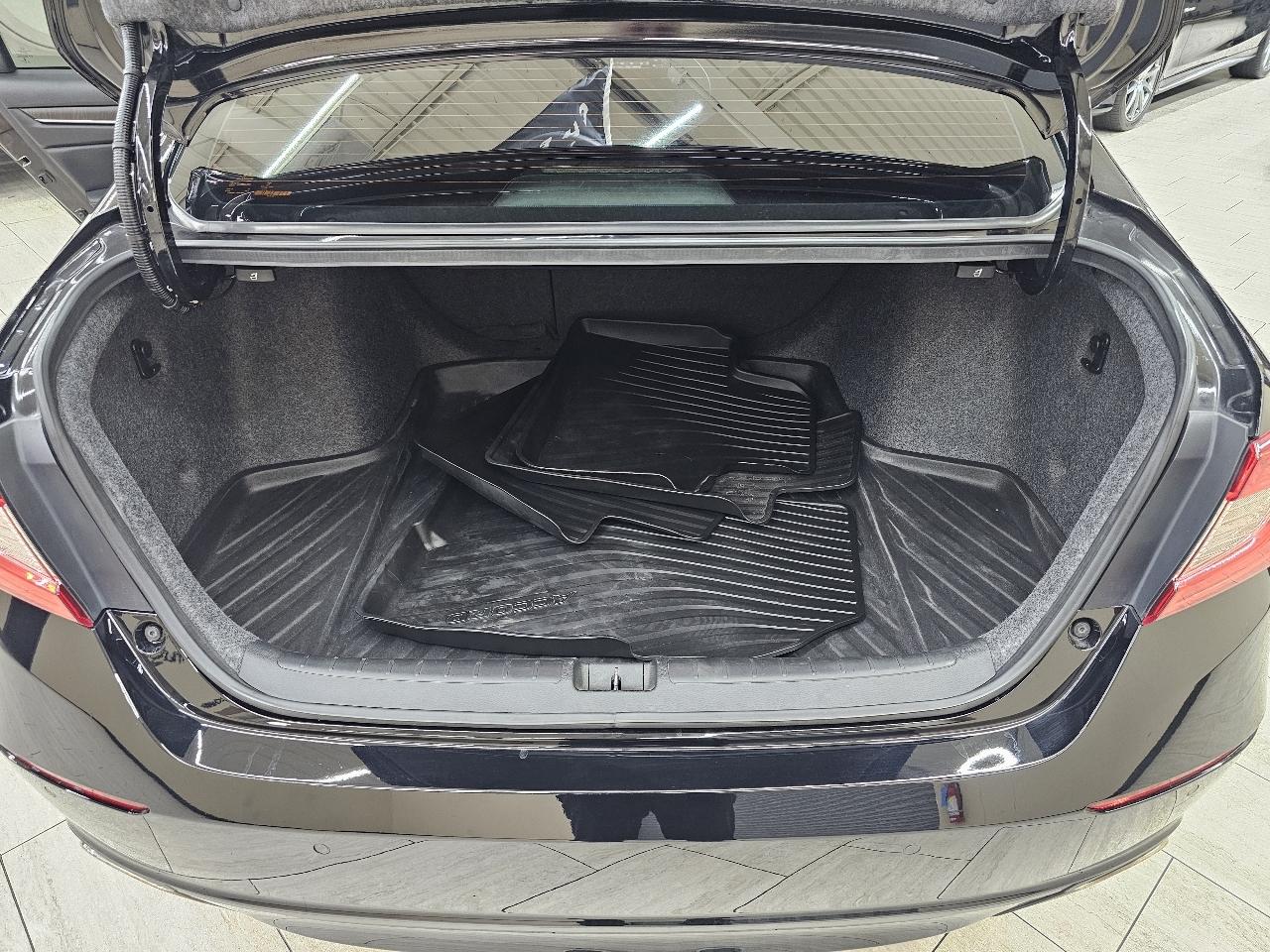 Honda Accord Touring 2.0T 10A 2018