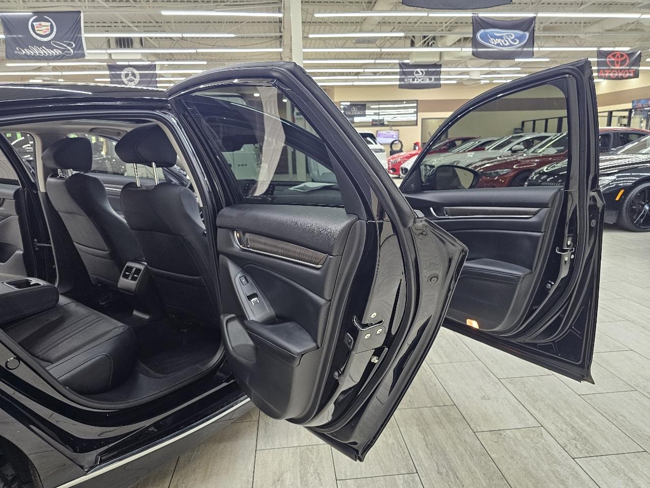 Honda Accord Touring 2.0T 10A 2018