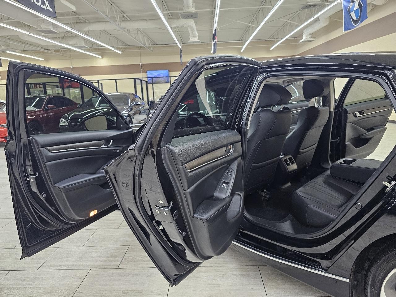 Honda Accord Touring 2.0T 10A 2018