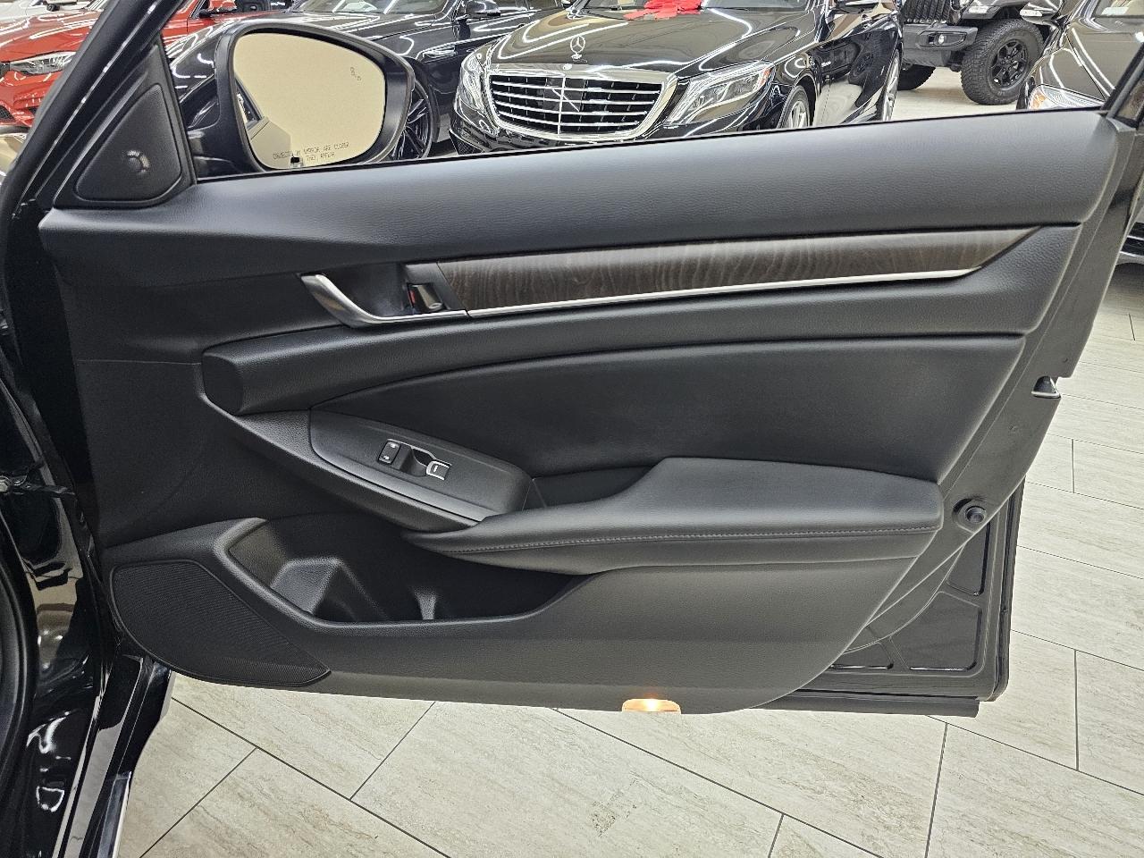 Honda Accord Touring 2.0T 10A 2018