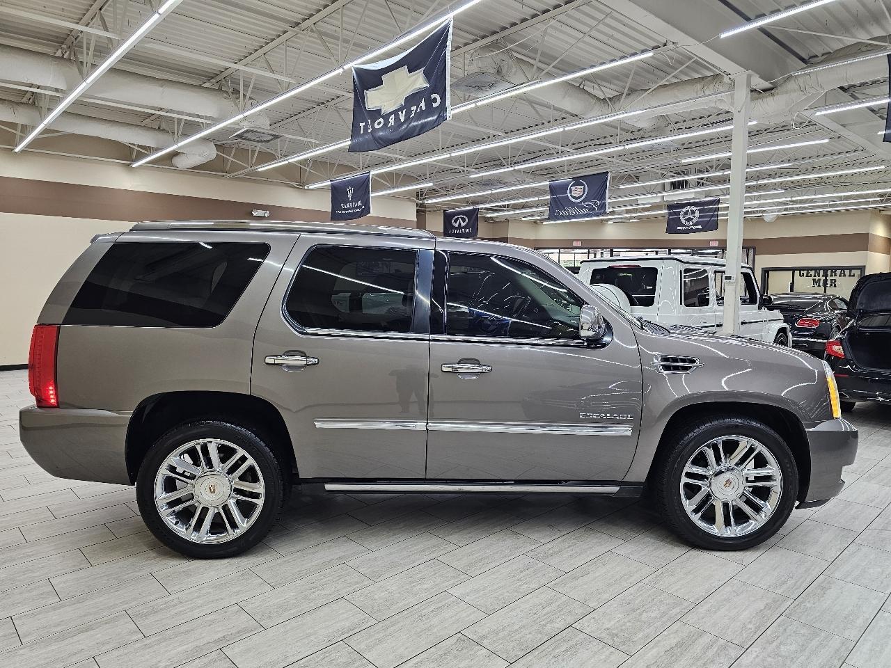 Cadillac Escalade Platinum AWD 2014