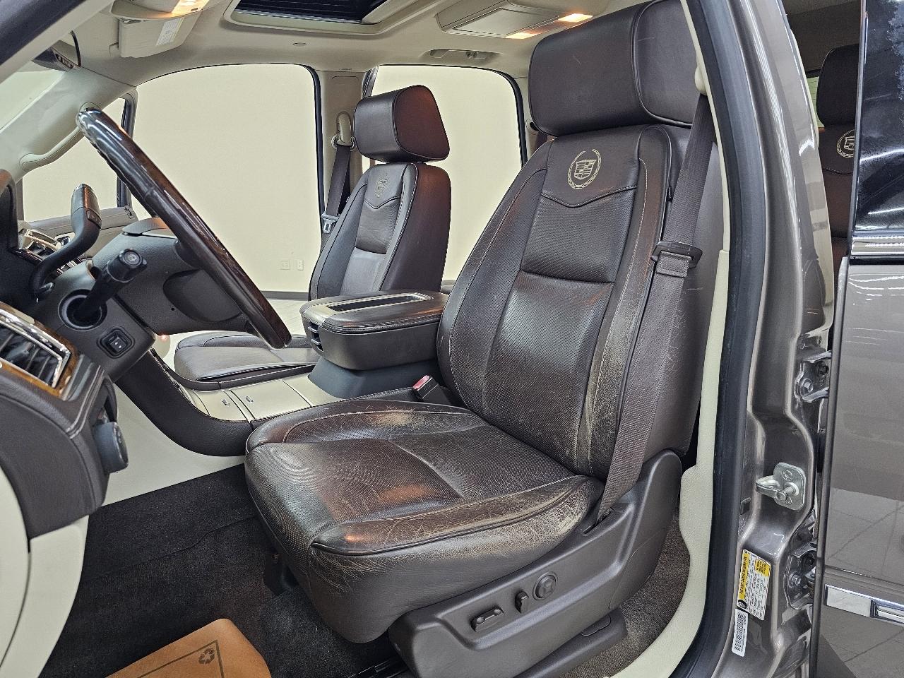 Cadillac Escalade Platinum AWD 2014