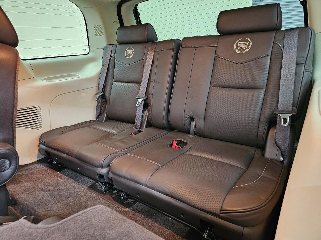 Cadillac Escalade Platinum AWD 2014