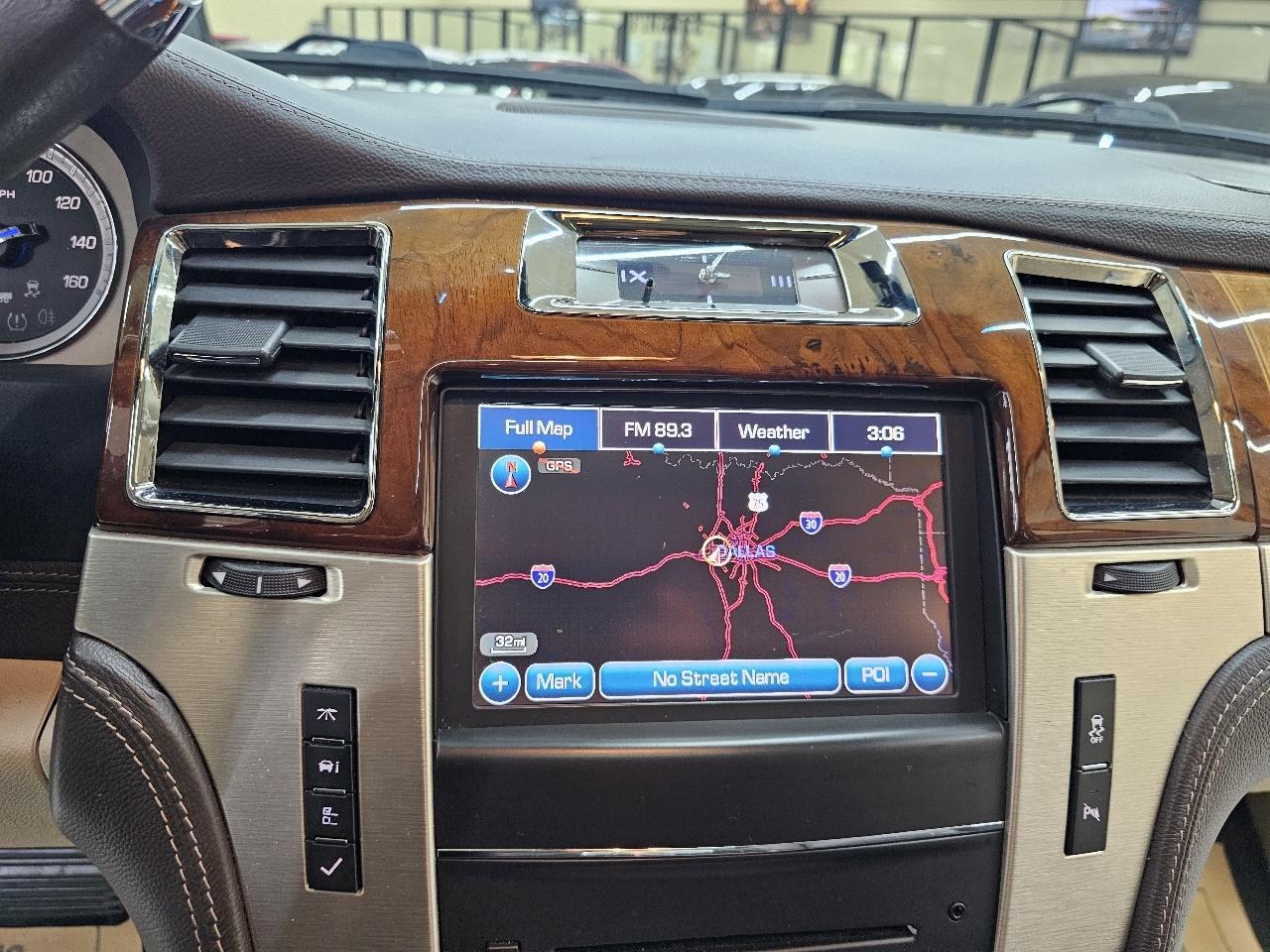 Cadillac Escalade Platinum AWD 2014