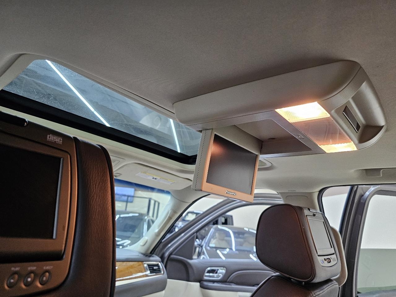 Cadillac Escalade Platinum AWD 2014