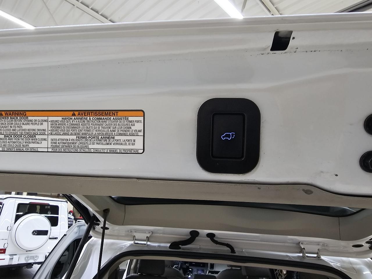 Toyota Sienna XLE FWD 8-Passenger V6 2016