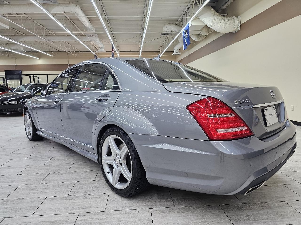 Mercedes-Benz S-Class S550 2010
