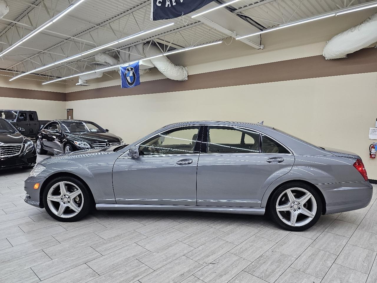 Mercedes-Benz S-Class S550 2010