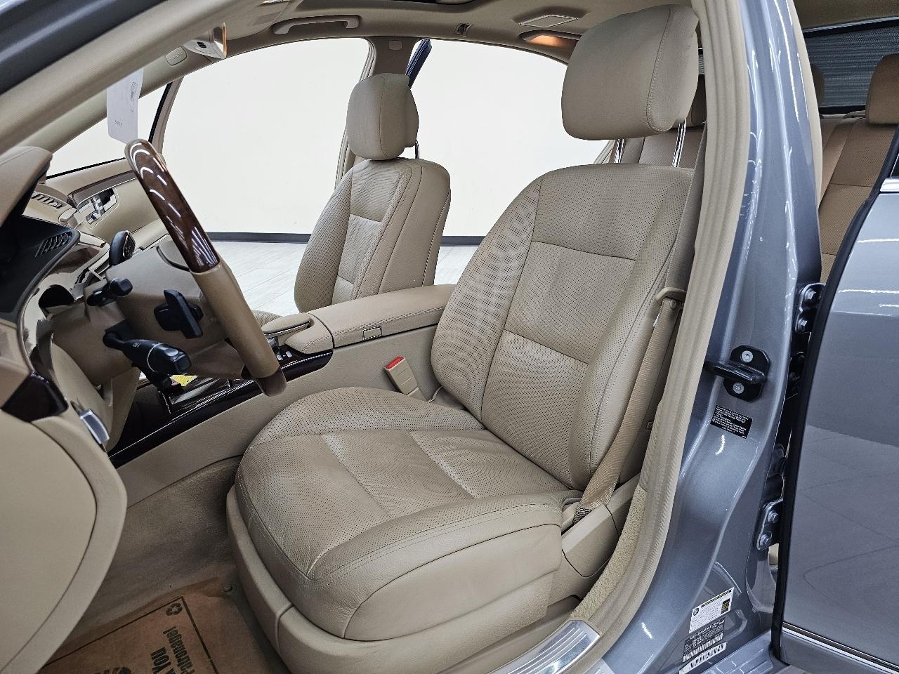 Mercedes-Benz S-Class S550 2010