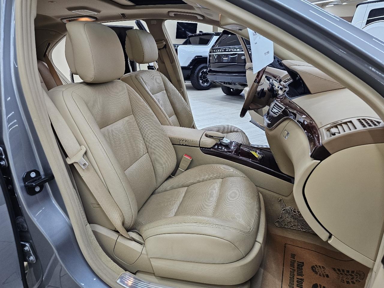 Mercedes-Benz S-Class S550 2010