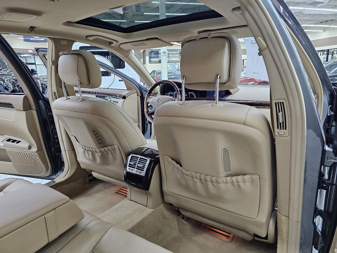 Mercedes-Benz S-Class S550 2010