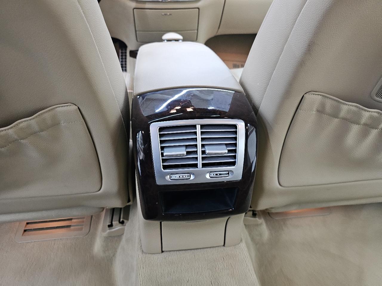 Mercedes-Benz S-Class S550 2010