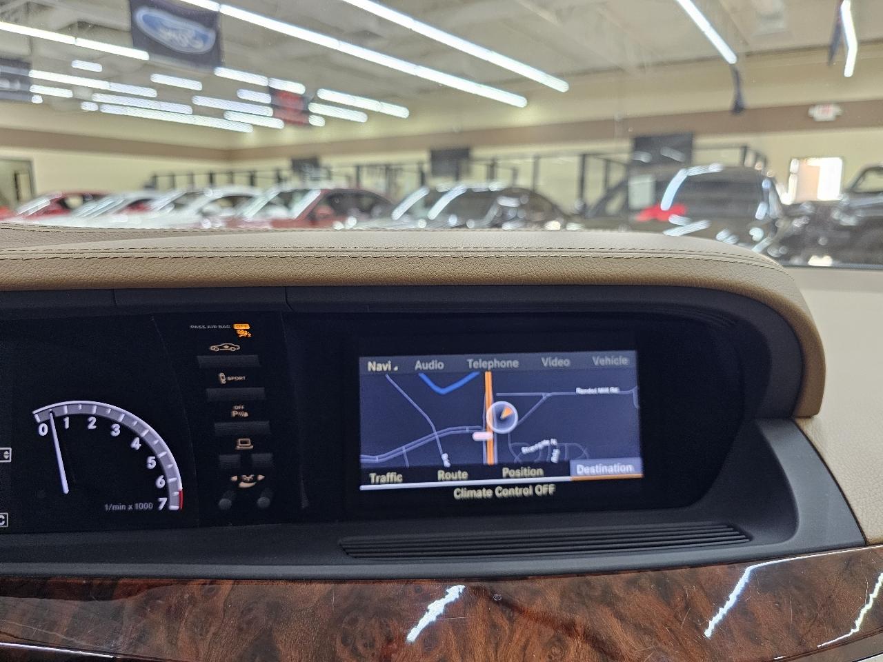 Mercedes-Benz S-Class S550 2010