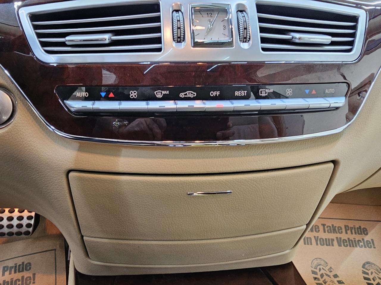 Mercedes-Benz S-Class S550 2010