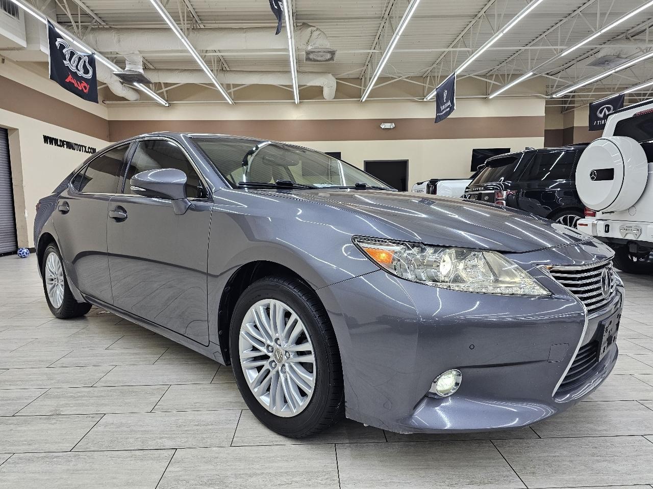 Lexus ES 350 Sedan 2014