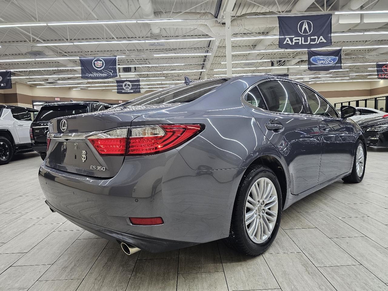 Lexus ES 350 Sedan 2014