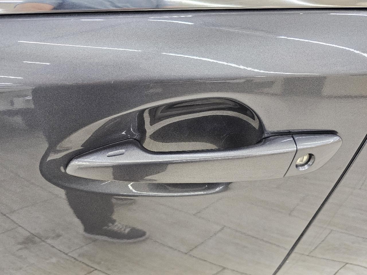 Lexus ES 350 Sedan 2014