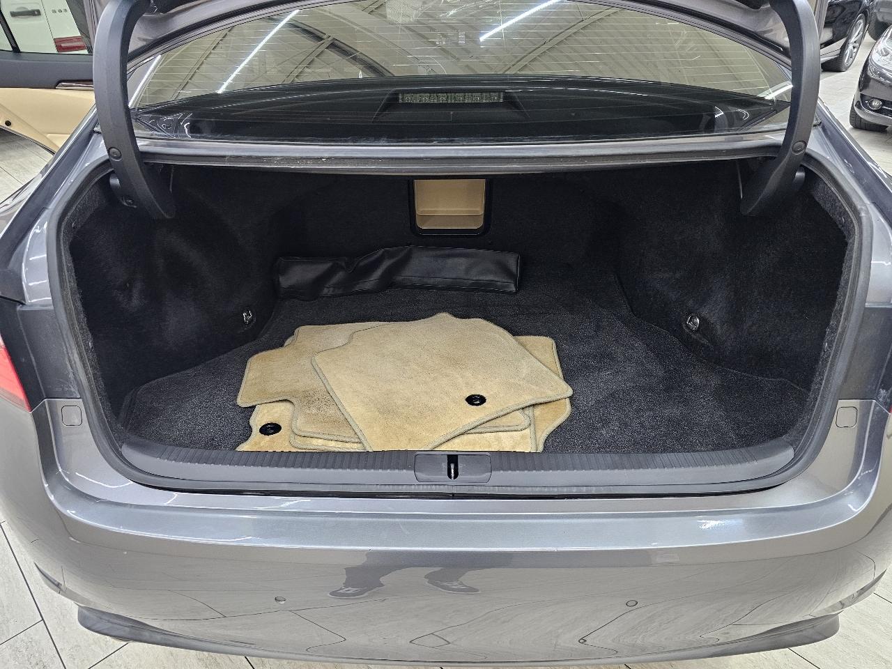 Lexus ES 350 Sedan 2014