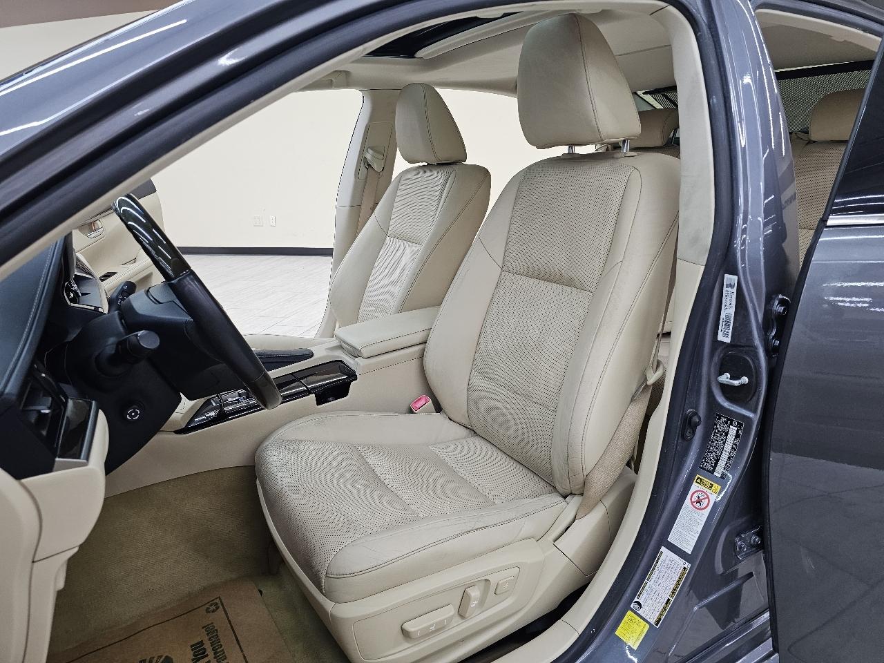 Lexus ES 350 Sedan 2014