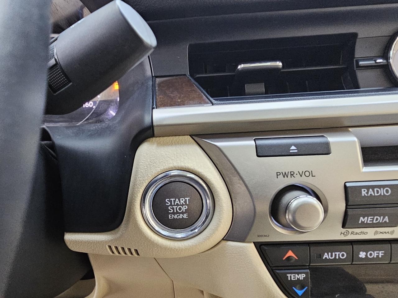 Lexus ES 350 Sedan 2014