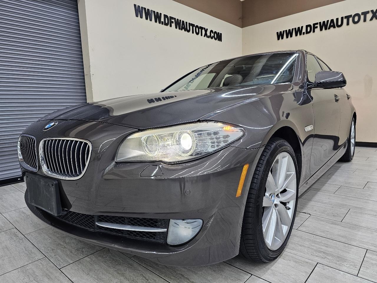 BMW 5-Series 535i 2011