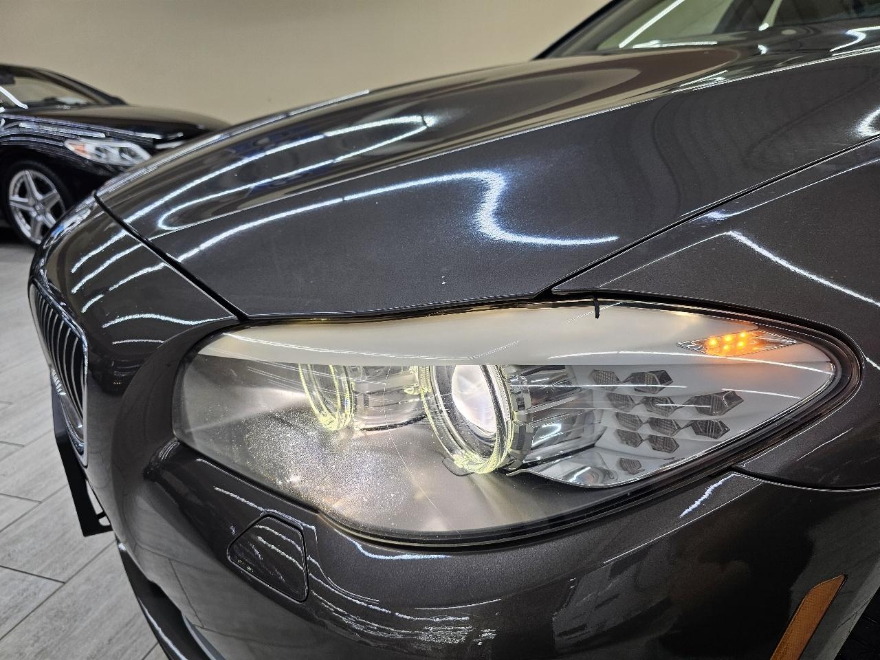 BMW 5-Series 535i 2011