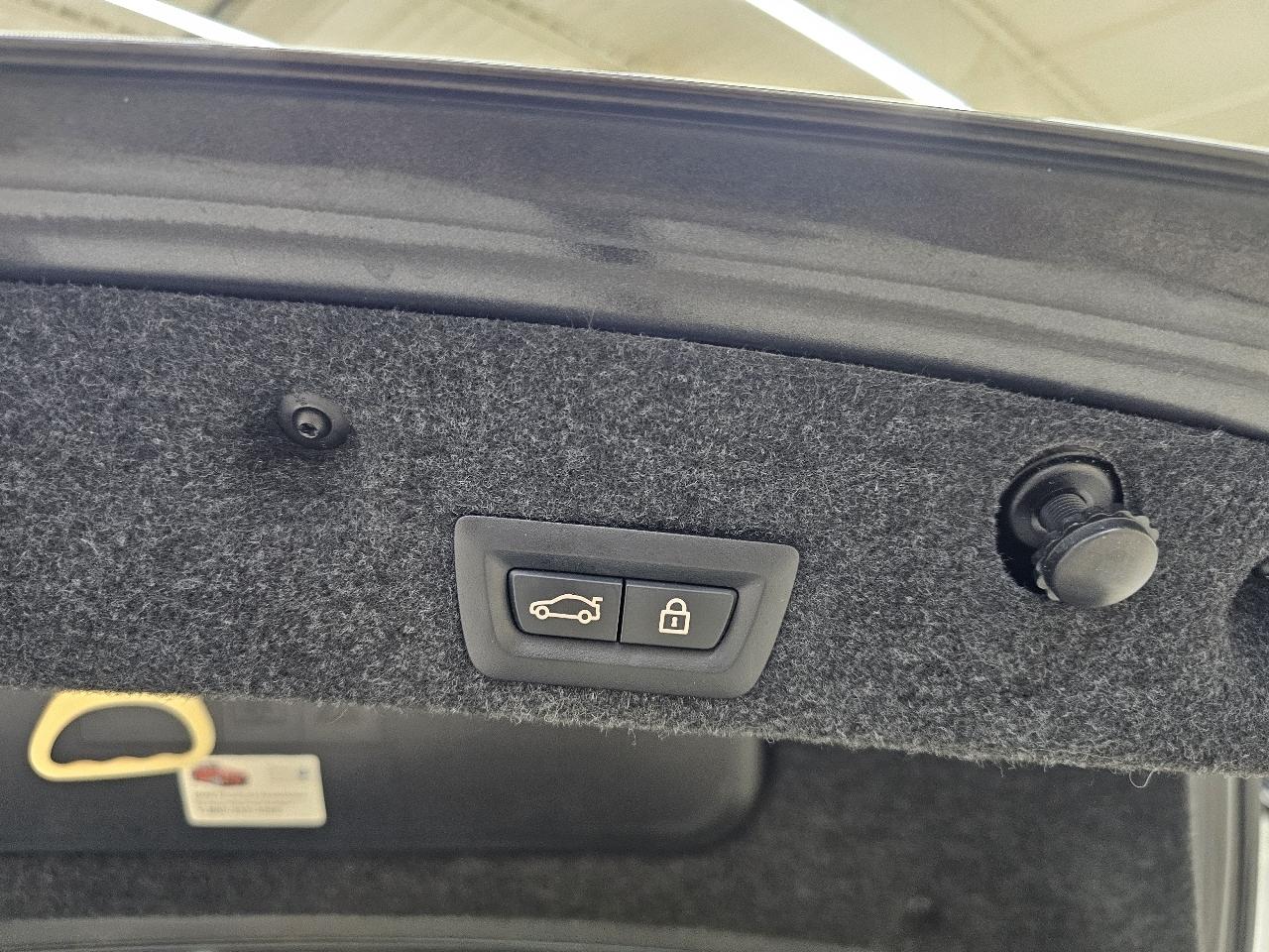 BMW 5-Series 535i 2011