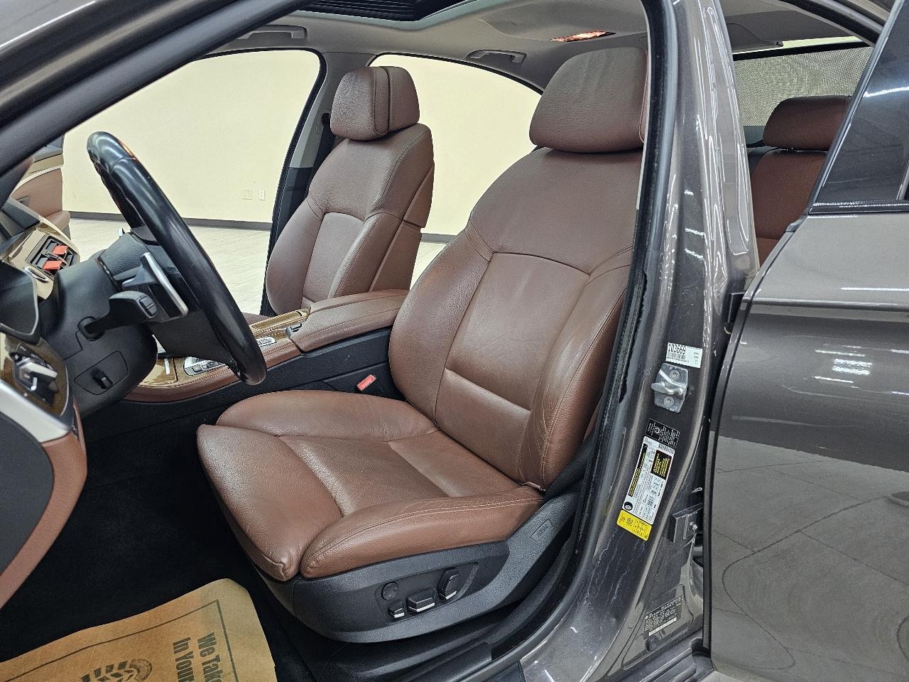 BMW 5-Series 535i 2011