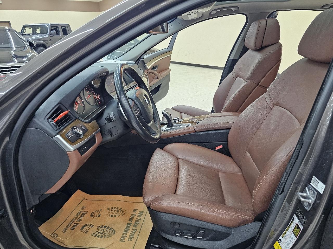 BMW 5-Series 535i 2011