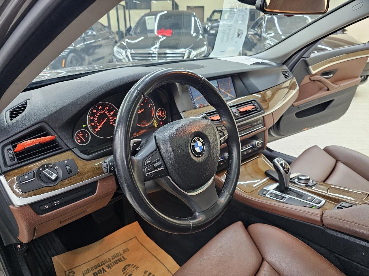 BMW 5-Series 535i 2011