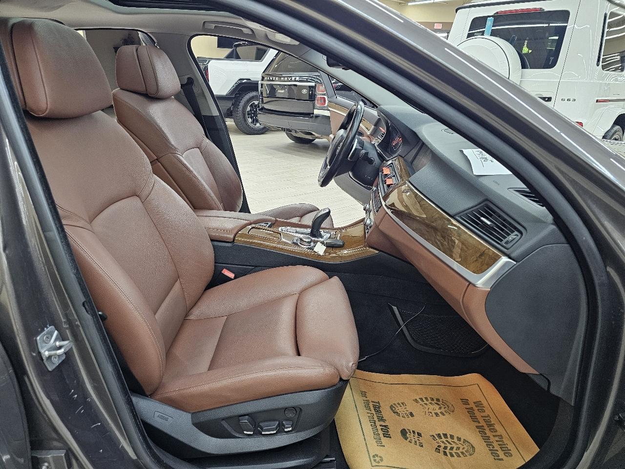 BMW 5-Series 535i 2011