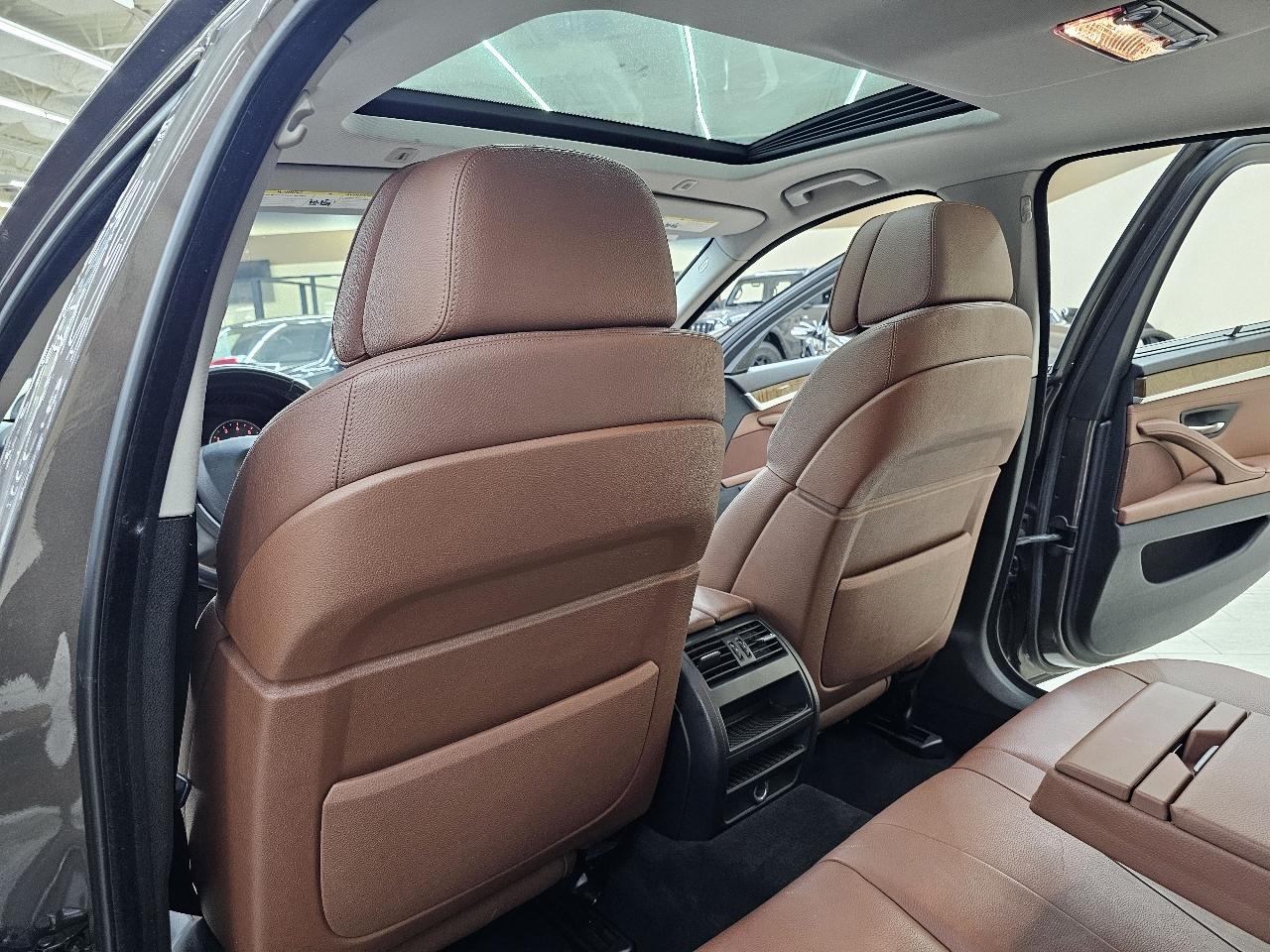 BMW 5-Series 535i 2011