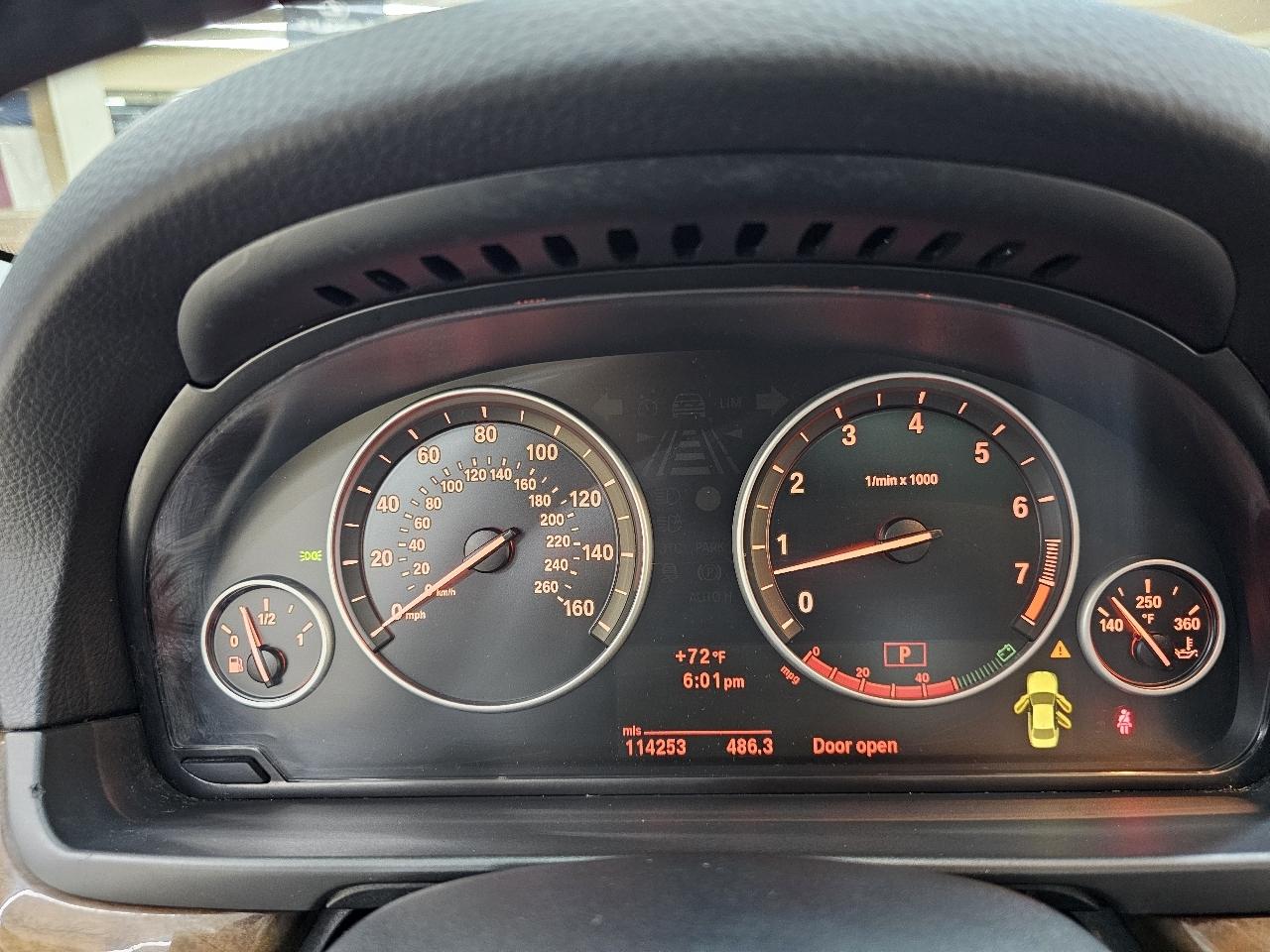 BMW 5-Series 535i 2011