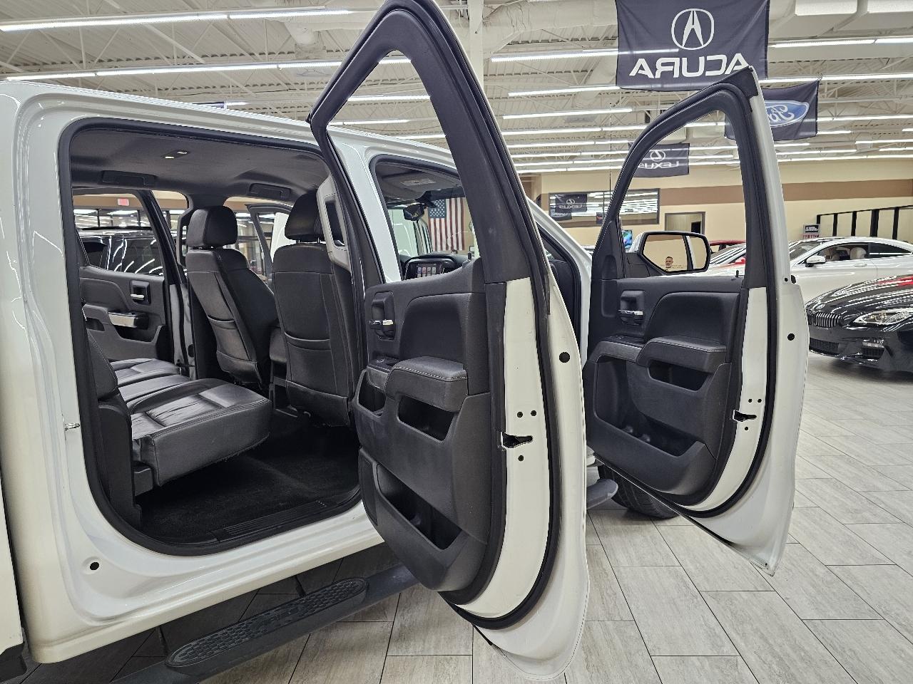 Chevrolet Silverado 1500 LT Crew Cab 2WD 2017