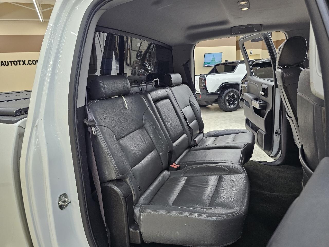 Chevrolet Silverado 1500 LT Crew Cab 2WD 2017