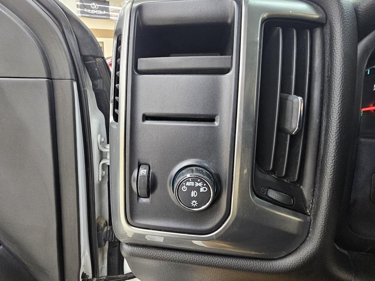 Chevrolet Silverado 1500 LT Crew Cab 2WD 2017