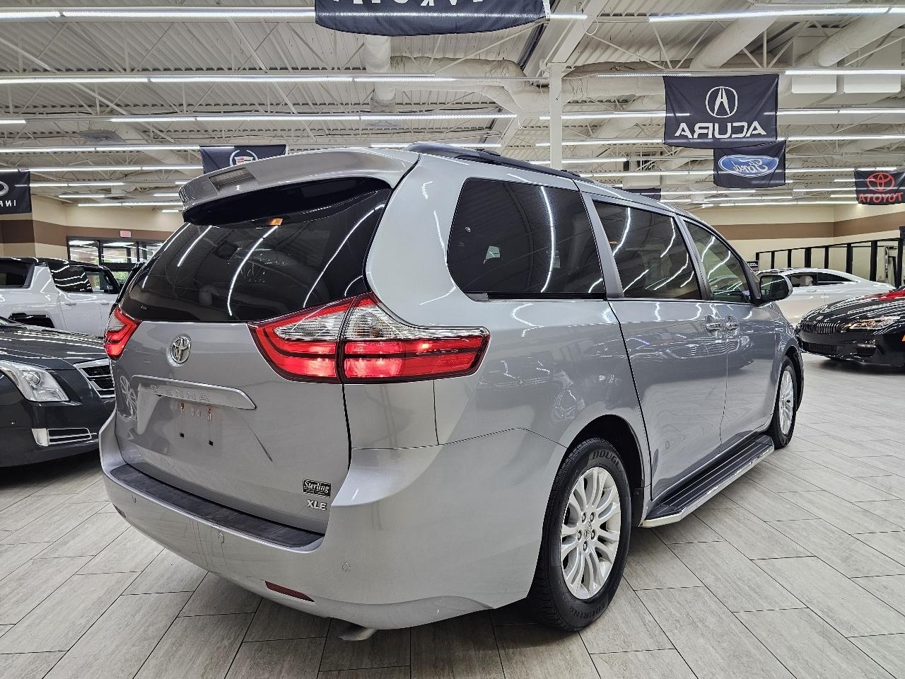 Toyota Sienna XLE FWD 8-Passenger V6 2015