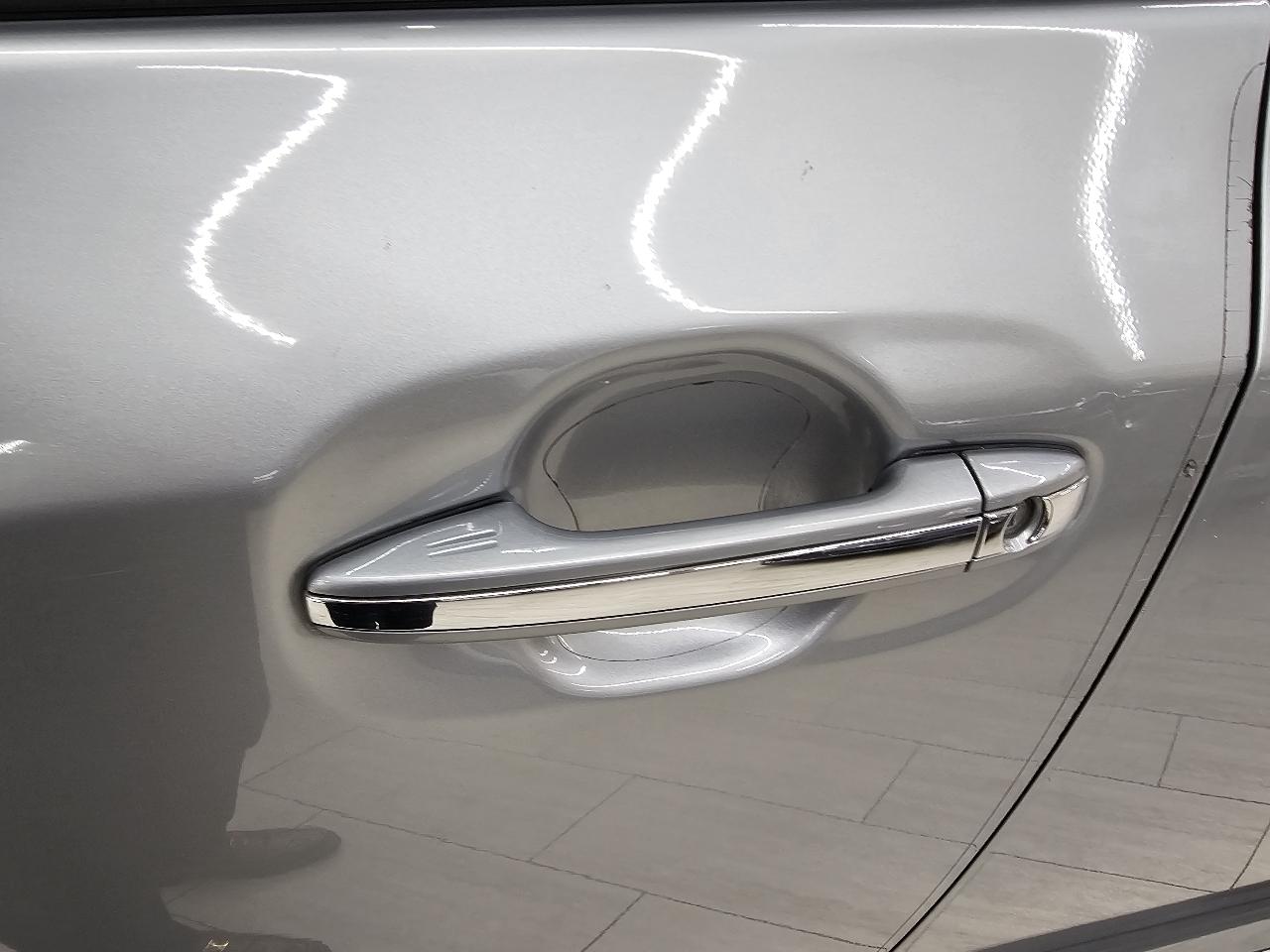 Toyota Sienna XLE FWD 8-Passenger V6 2015