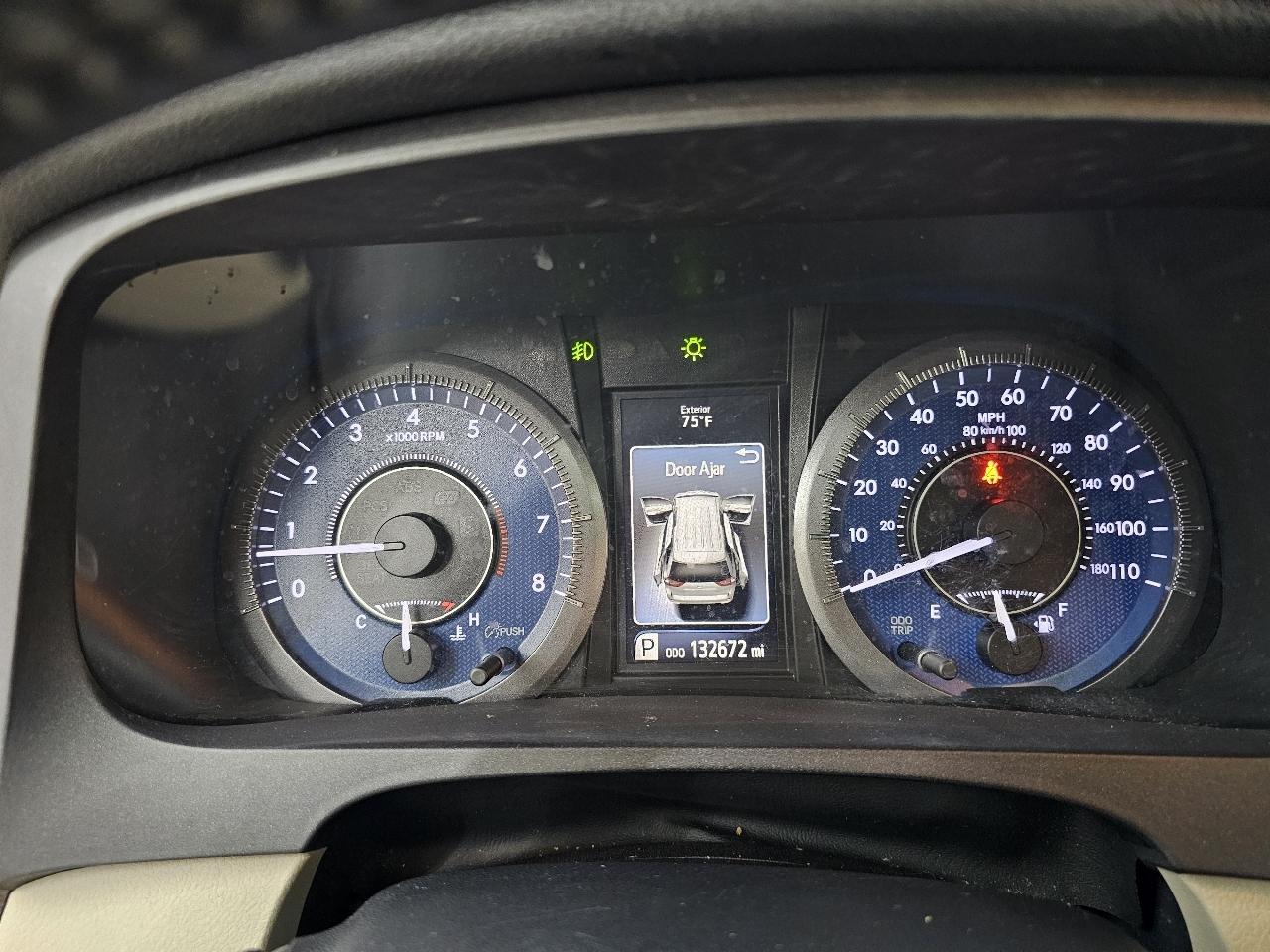 Toyota Sienna XLE FWD 8-Passenger V6 2015