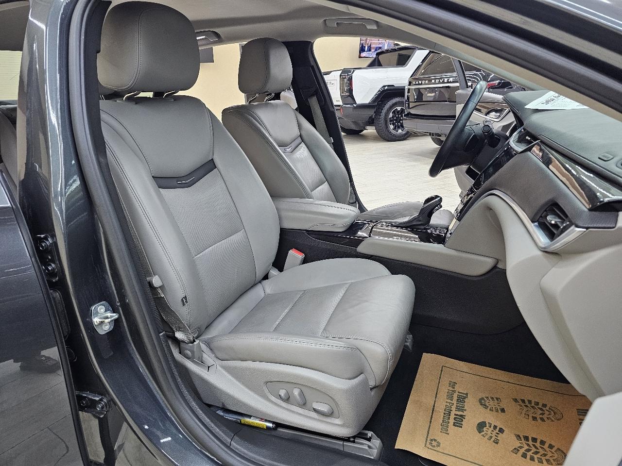 Cadillac XTS Luxury FWD 2017