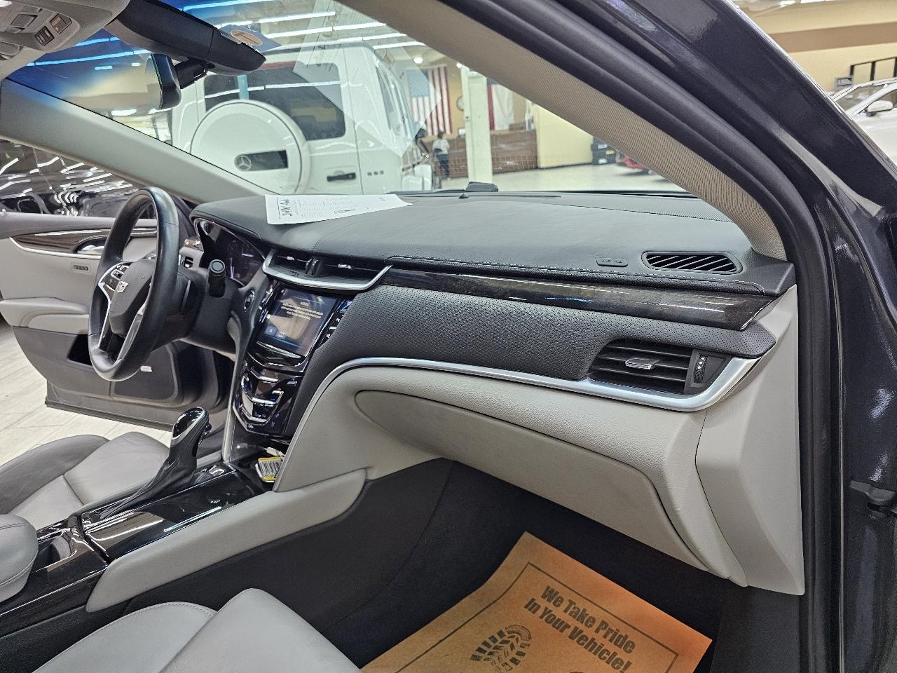 Cadillac XTS Luxury FWD 2017