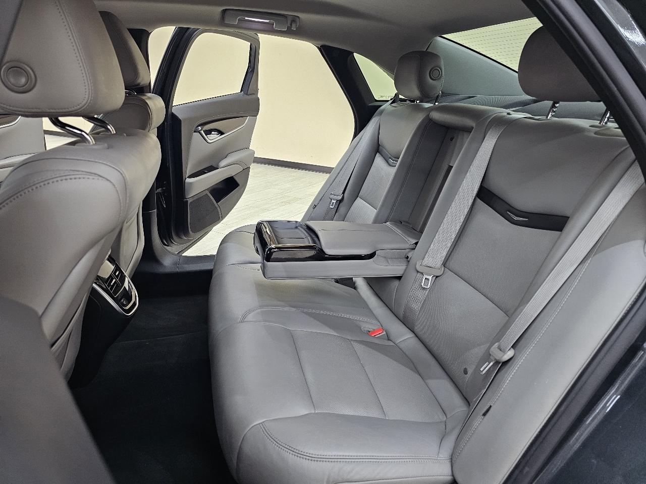 Cadillac XTS Luxury FWD 2017